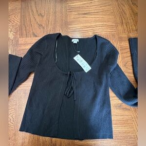 Black ribbed cardigan